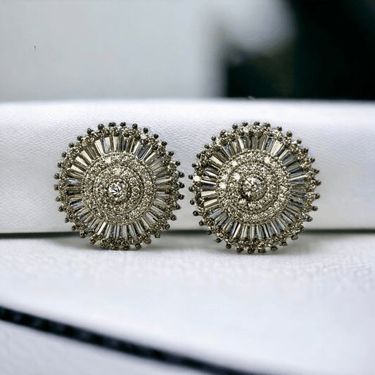 Round Diamond Studs