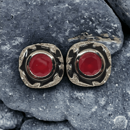 Red Enamel Studs - Juwelen