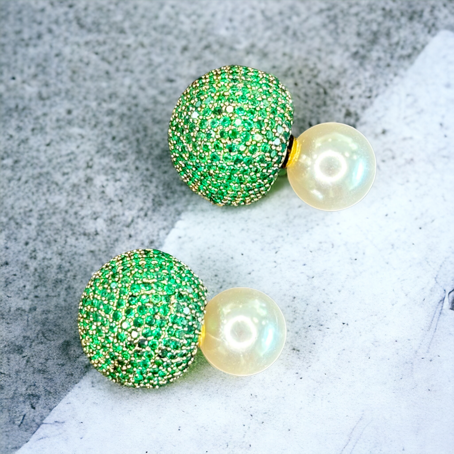 Green Zircon & Pearl push-button studs