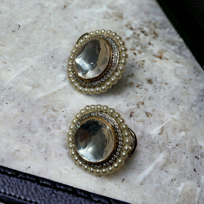 Round Polki studs with pearls - Juwelen