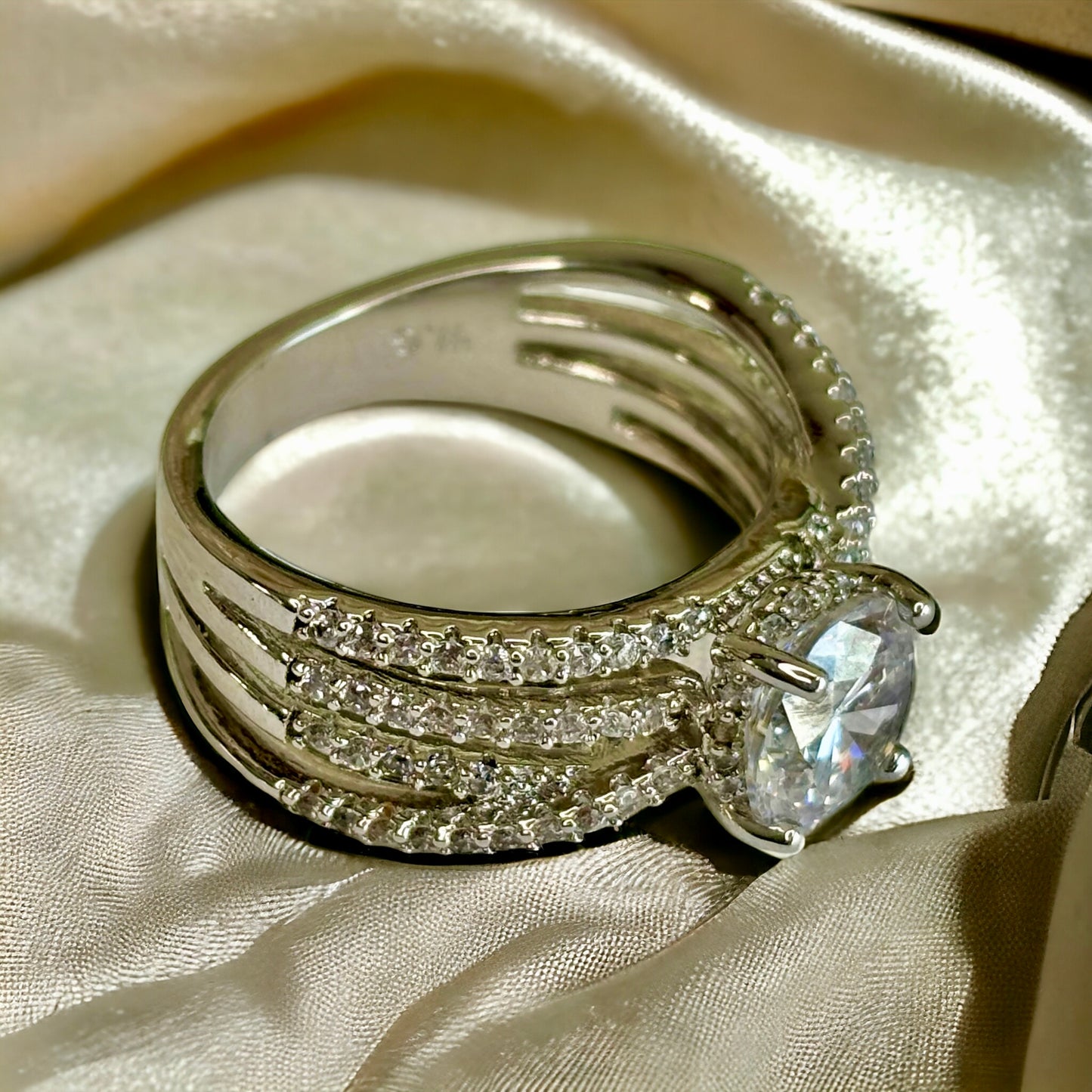 Solitaire Ring with Diamond Detailing