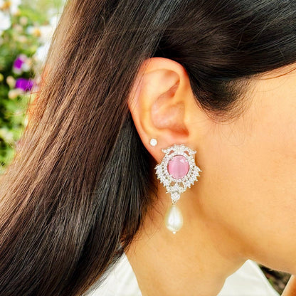 Pastel Pink Diamond Earrings with Pearls - Juwelen