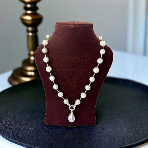 White & Grey Pearl String with Baroque hanging